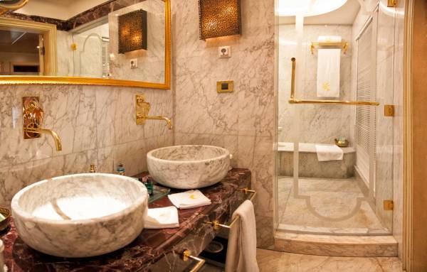 Modern Mermer Banyo Modelleri